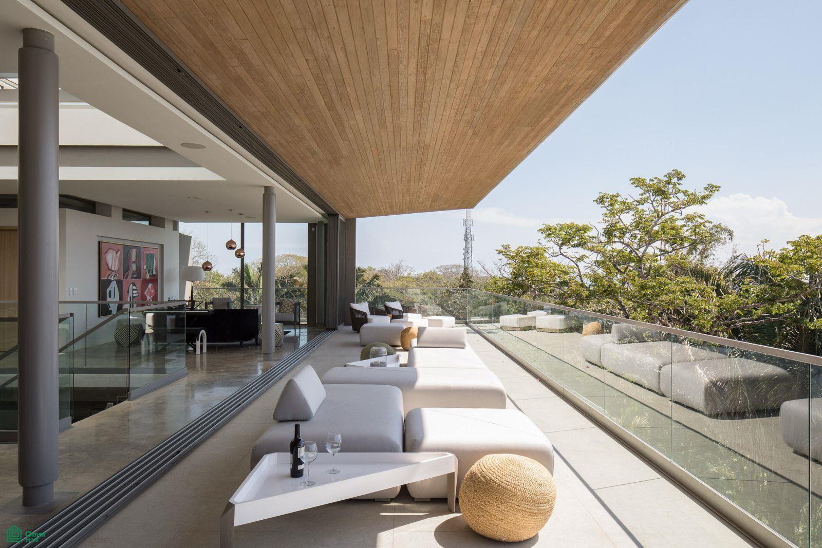 Atrium House