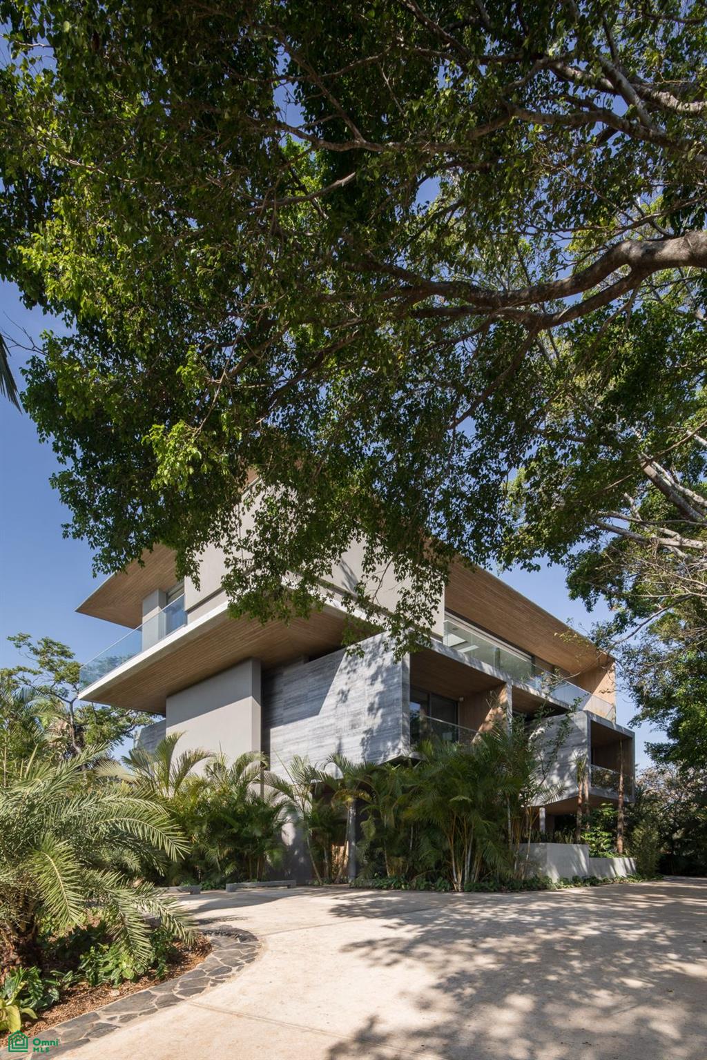 Atrium House