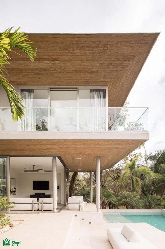 Courtyard House