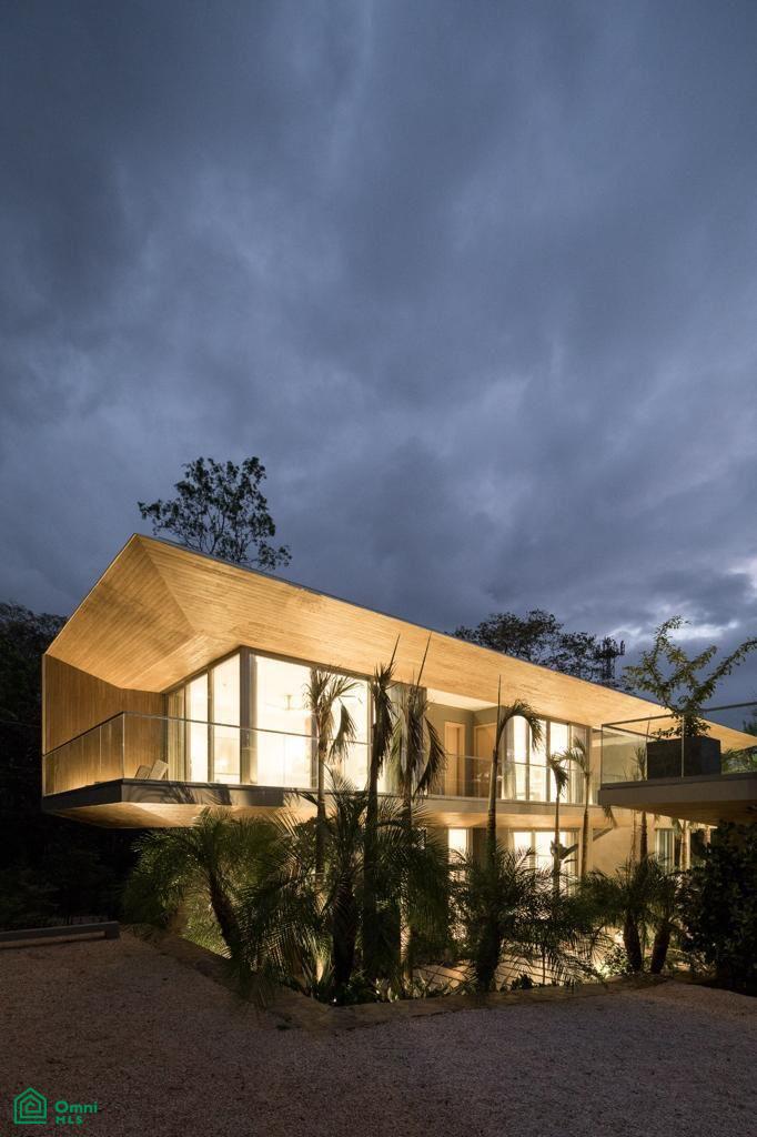 Courtyard House