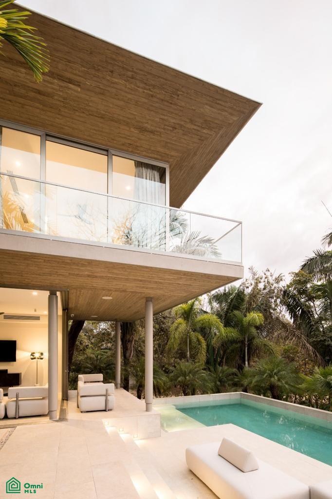 Courtyard House