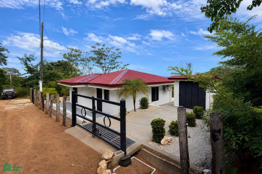 Beach Hut – Lot F1 Playa Lagarto