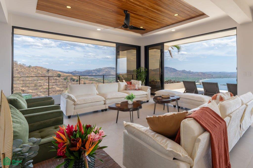 Casa Vista Escondida