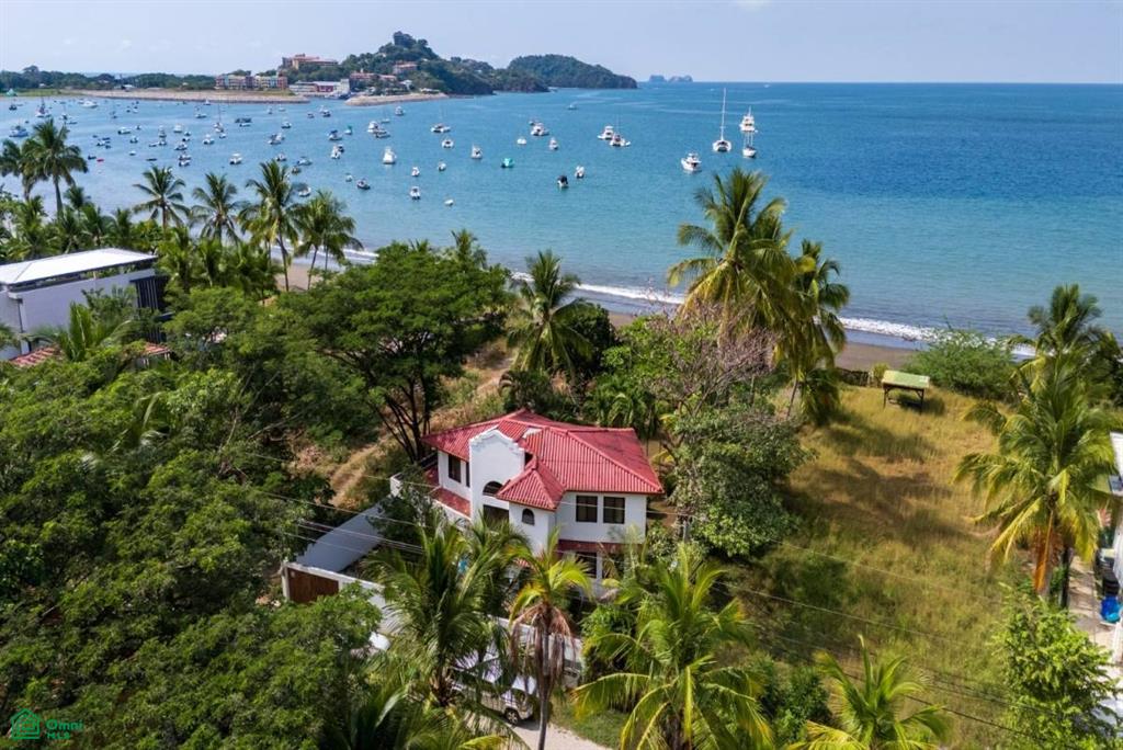 Vista Marina Beach House – Beachfront Residence , Playa Flamingo, Guanacaste