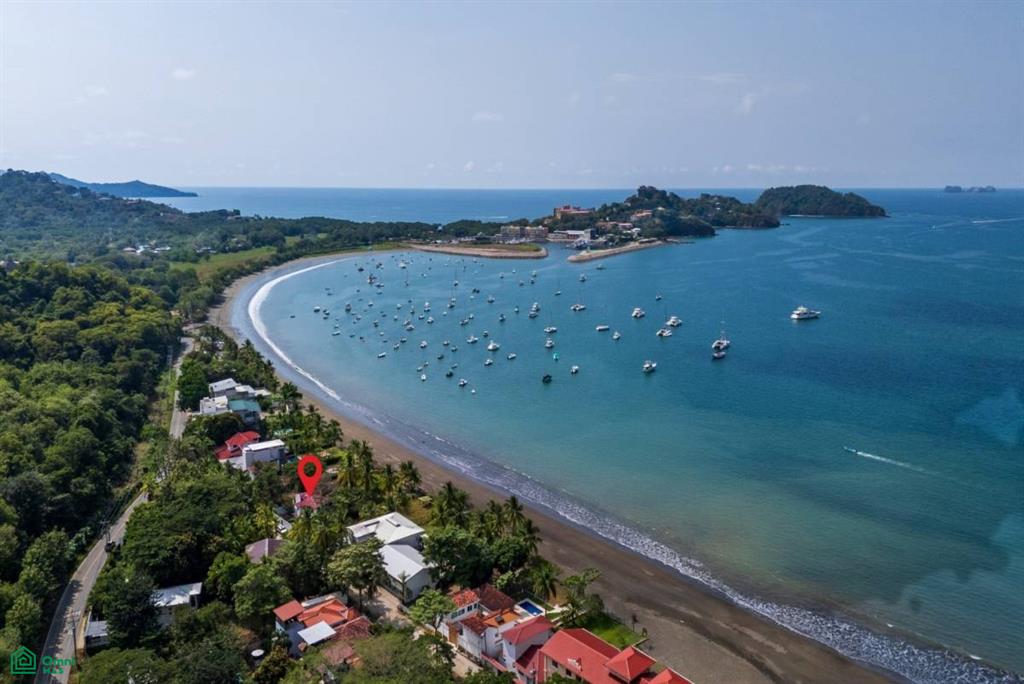 Vista Marina Beach House – Beachfront Residence , Playa Flamingo, Guanacaste