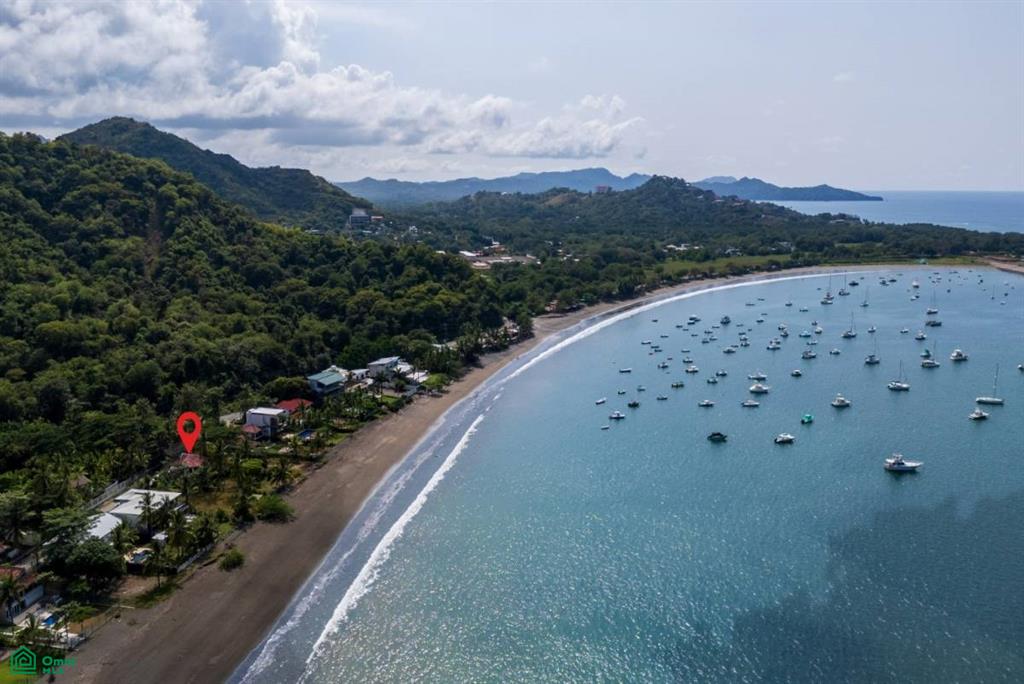 Vista Marina Beach House – Beachfront Residence , Playa Flamingo, Guanacaste