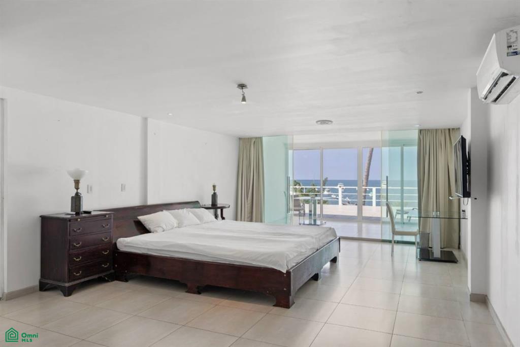 La Mansion – Double Beachfront Mixed-Use Property , Cabo Velas, Guanacaste