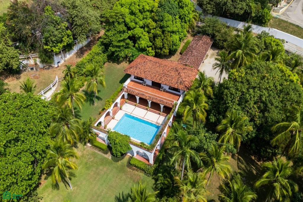 Villa Margarita: Hacienda-Style Beachfront Estate, Playa Flamingo