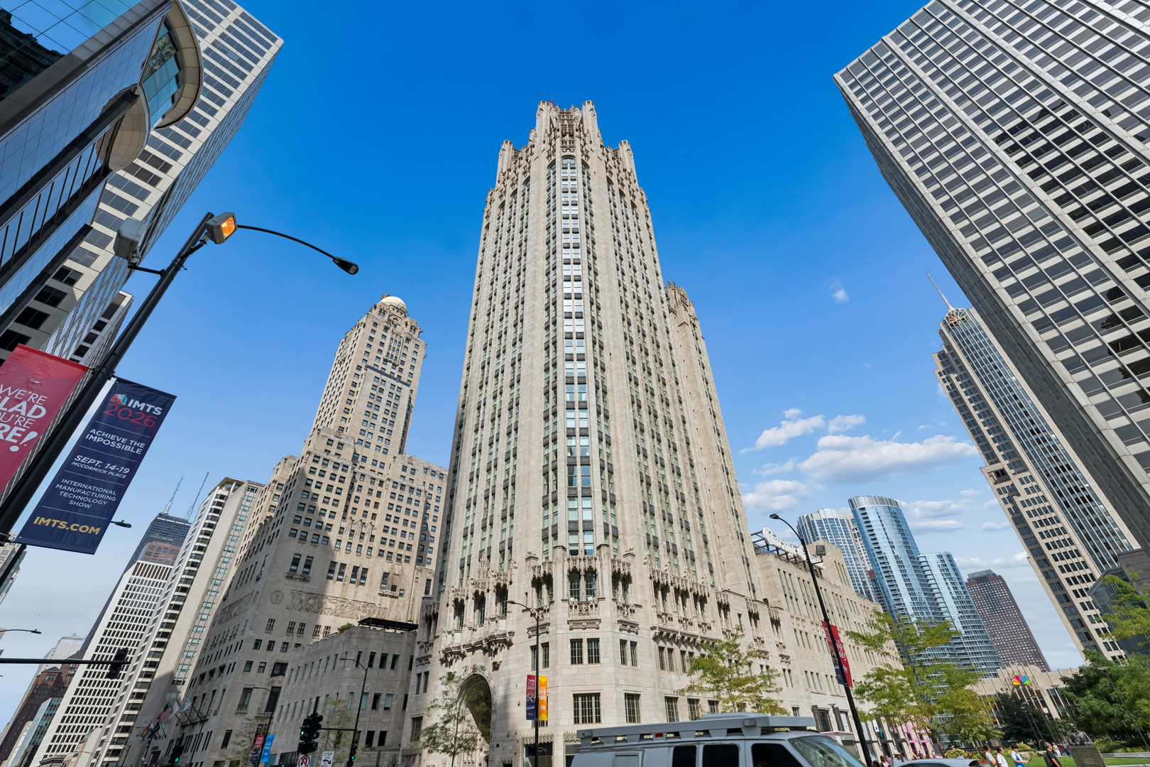 435 N Michigan Avenue Unit: 408