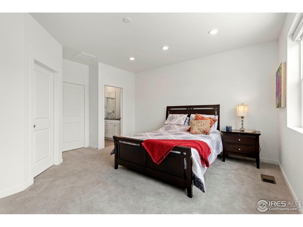 1524 Sun Way