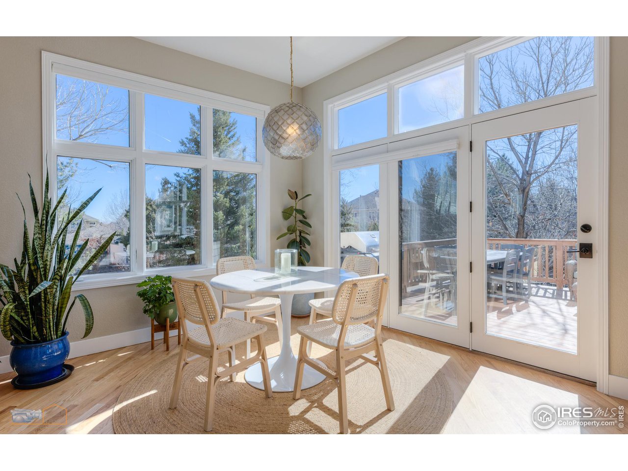 3888 Saint Vincent Pl