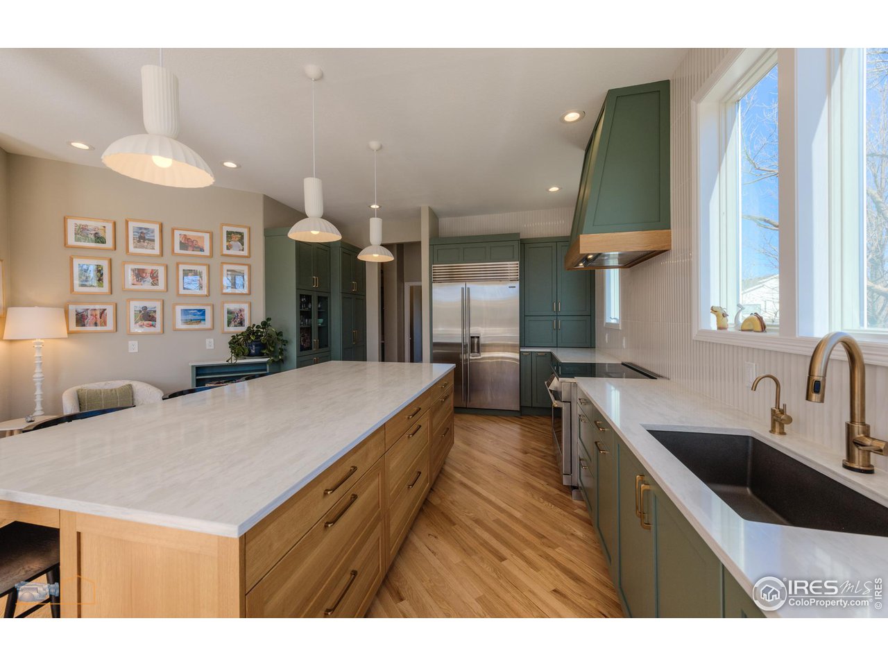 3888 Saint Vincent Pl