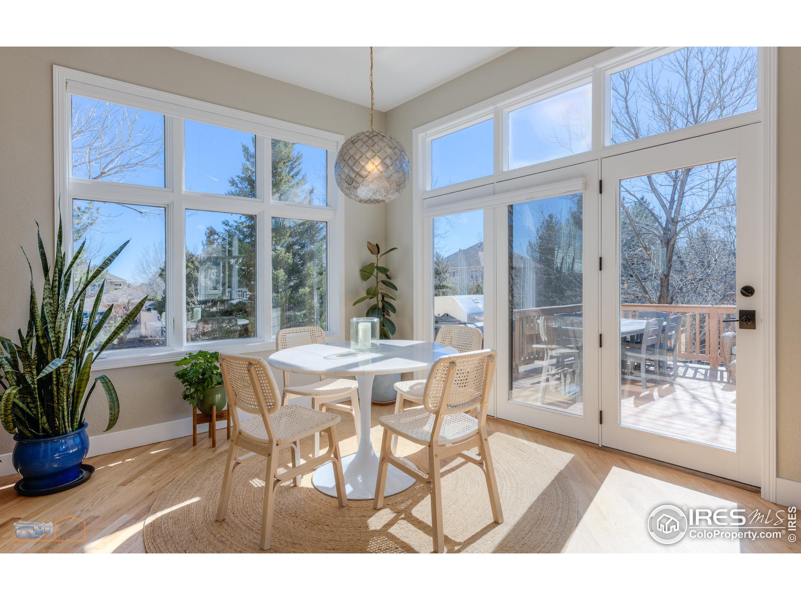 3888 Saint Vincent Pl