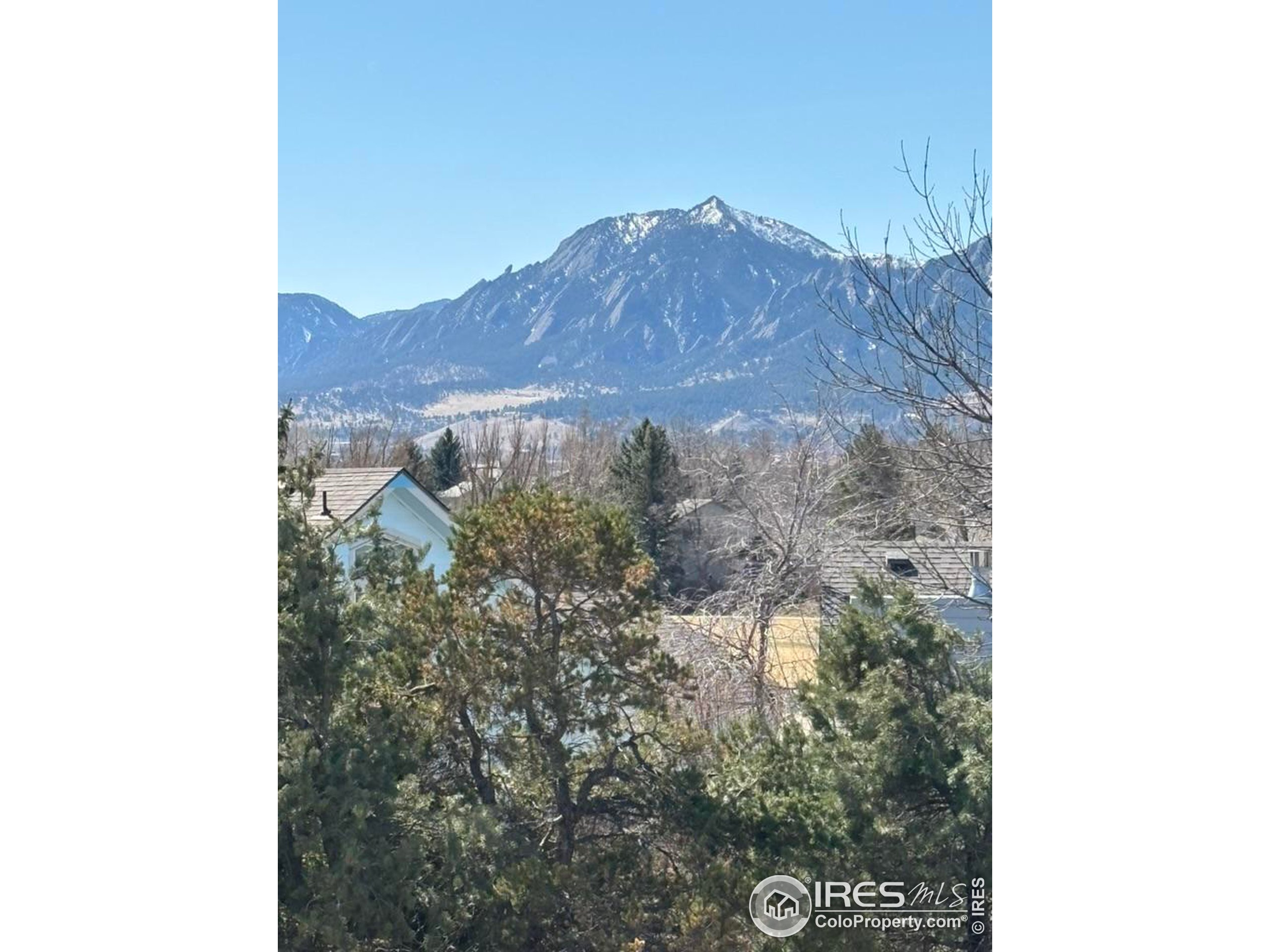 3888 Saint Vincent Pl