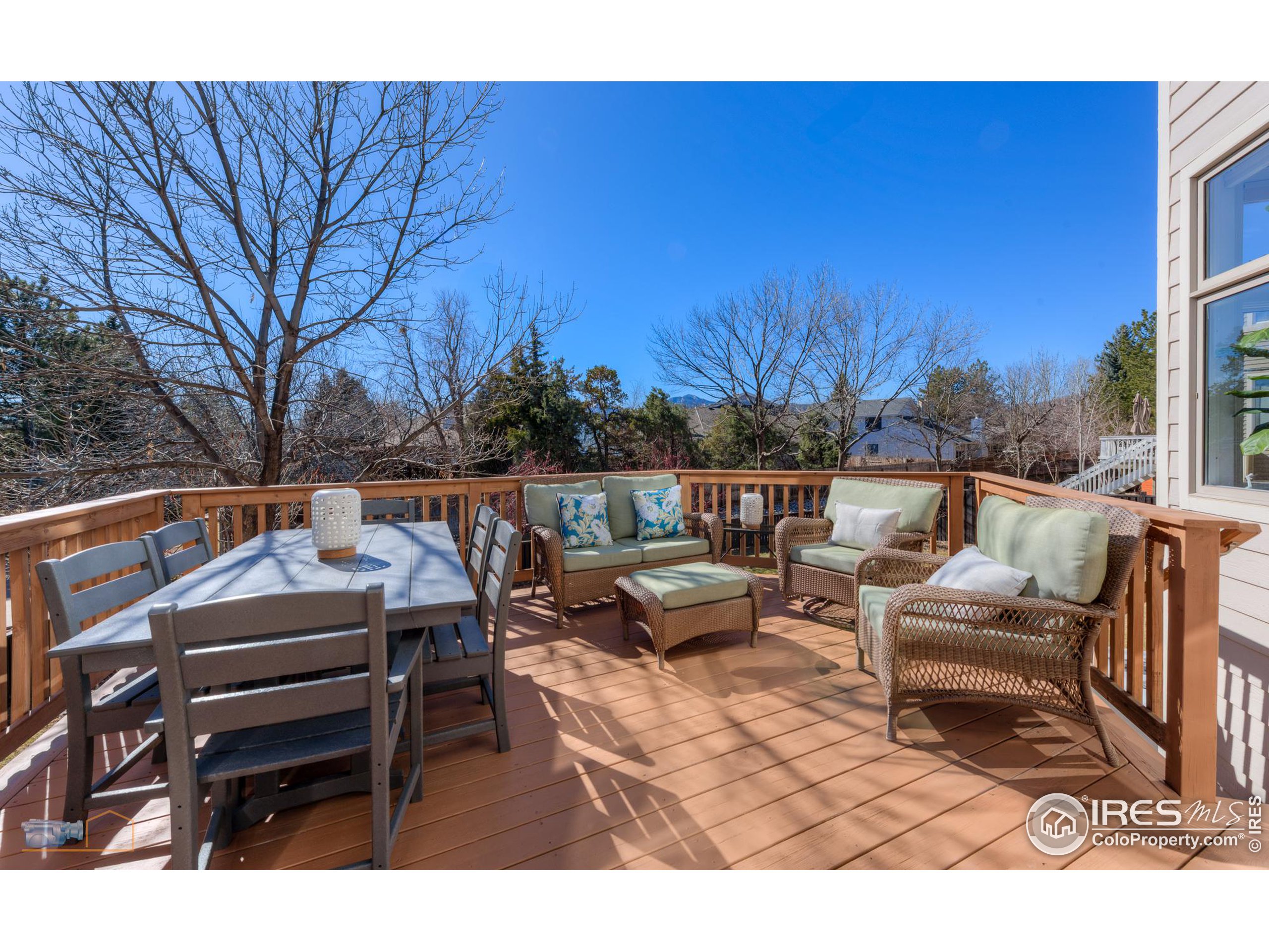 3888 Saint Vincent Pl