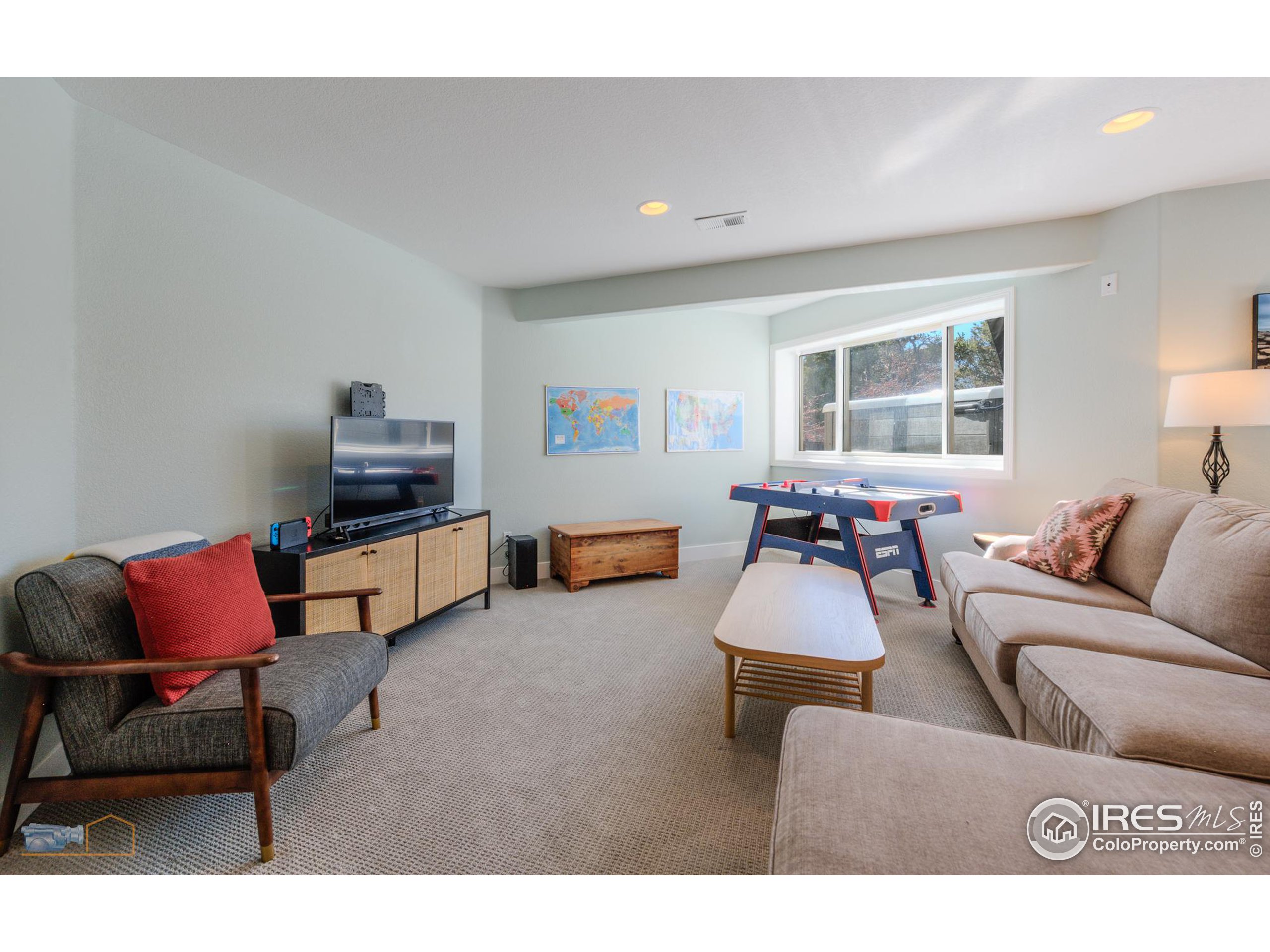 3888 Saint Vincent Pl