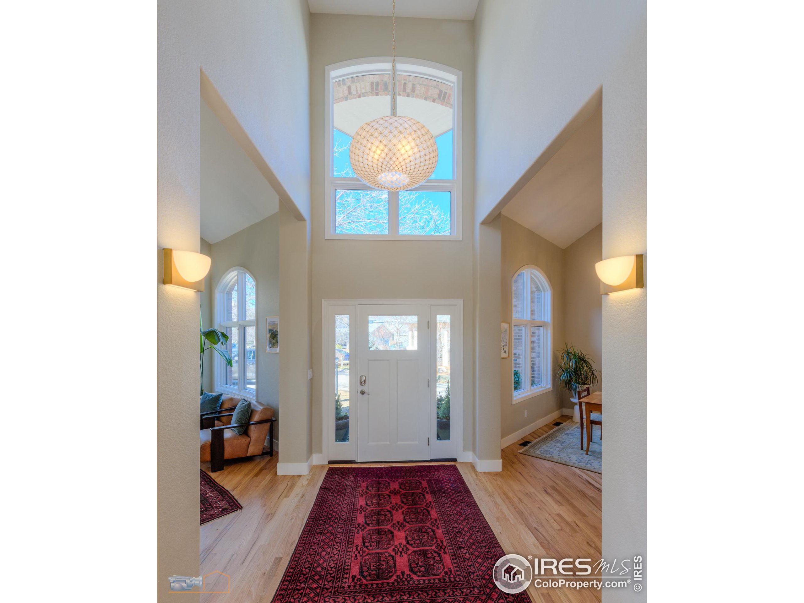 3888 Saint Vincent Pl