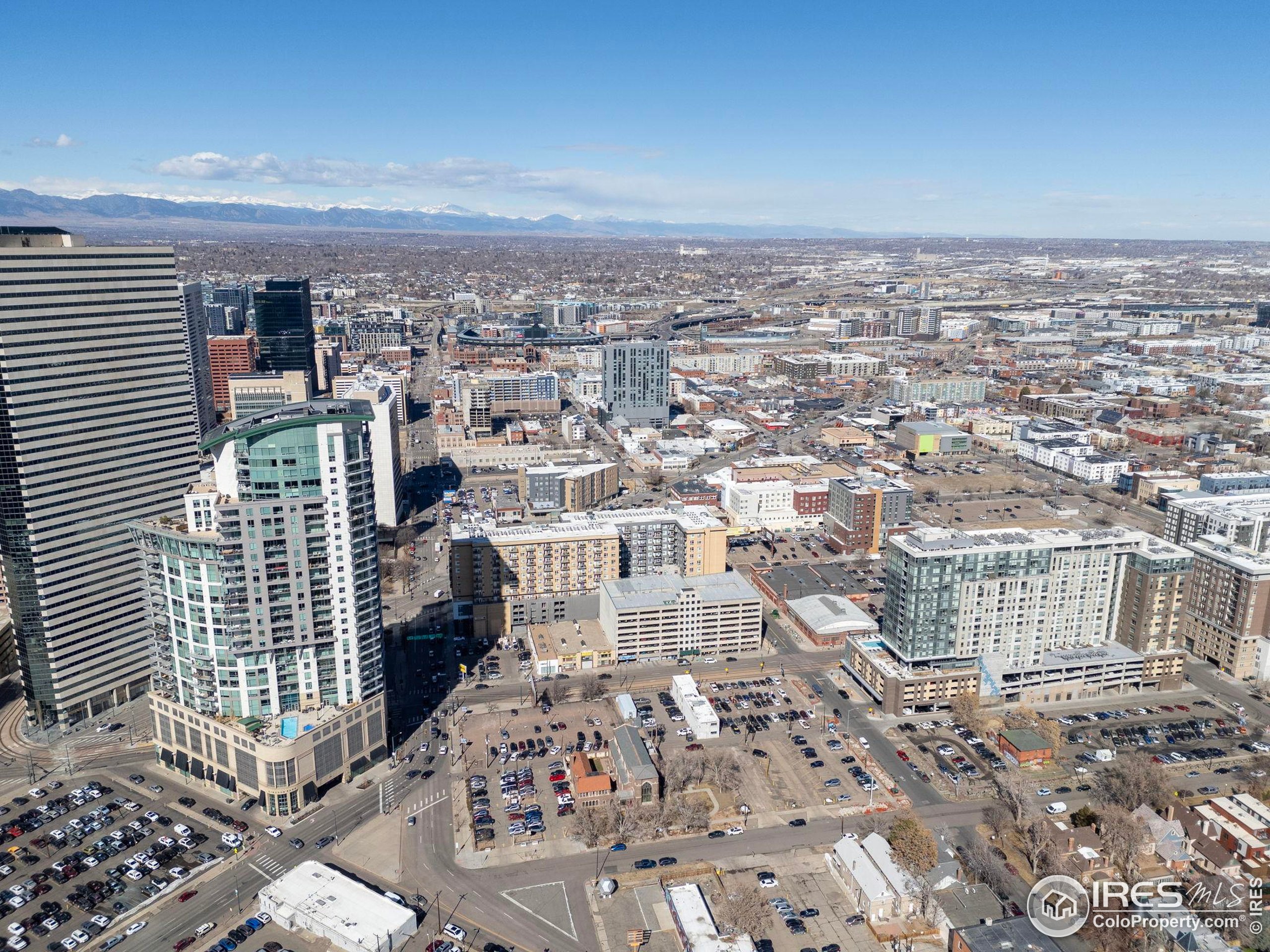 2001 Lincoln St 2113