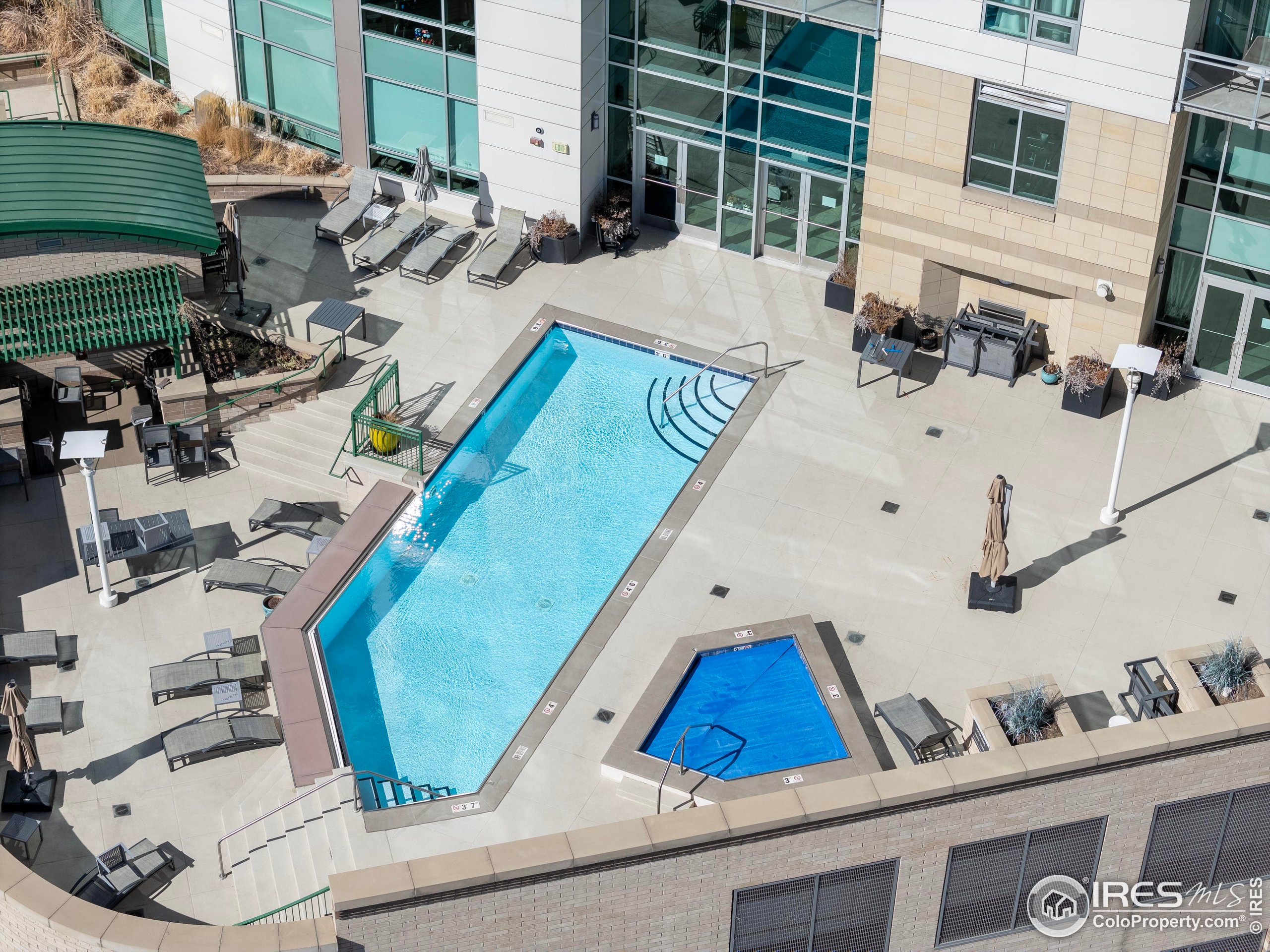 2001 Lincoln St 2113