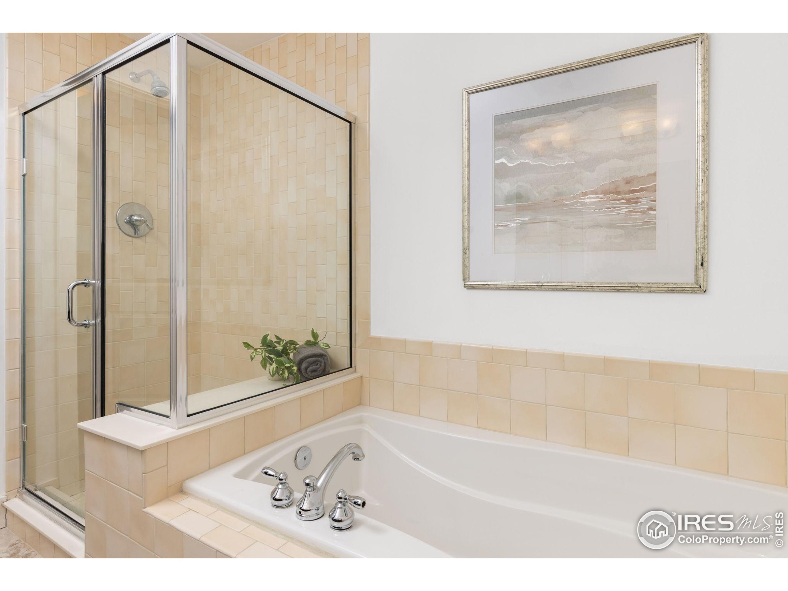 2001 Lincoln St 2113