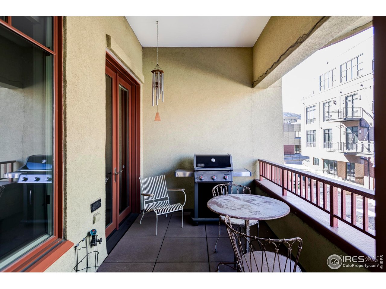 1301 Canyon Blvd 207