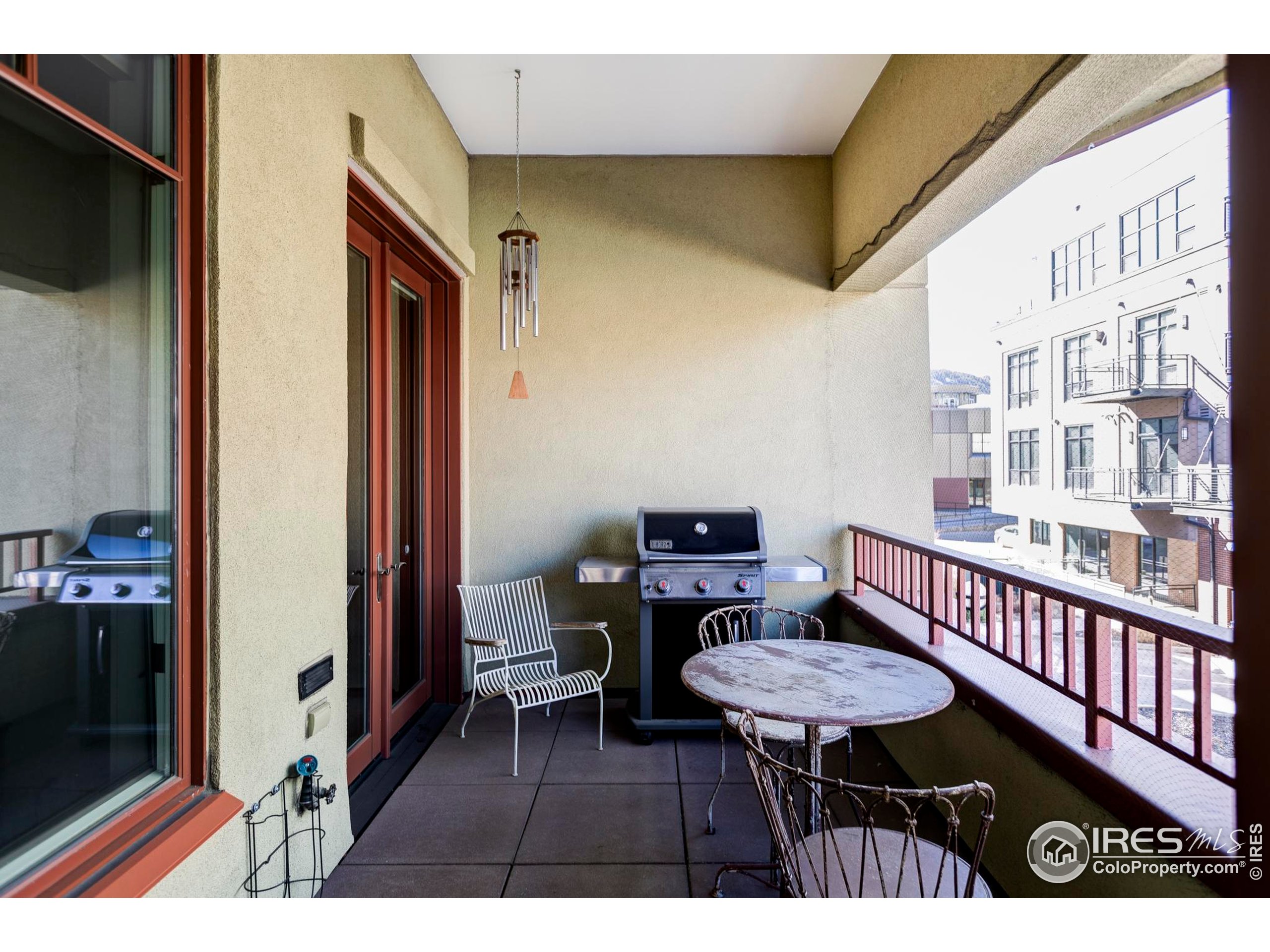 1301 Canyon Blvd 207