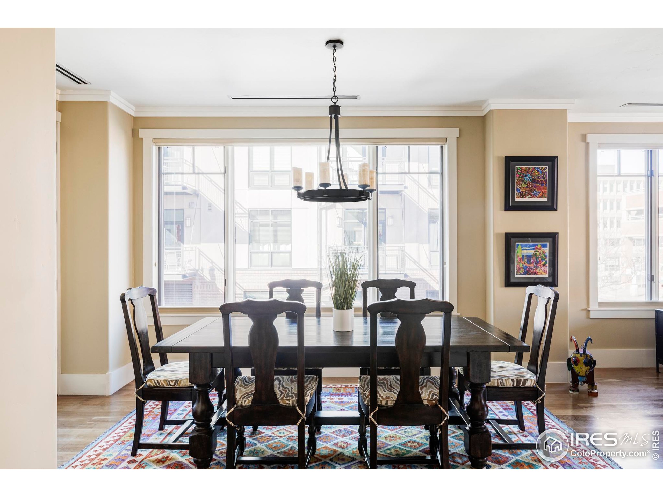 1301 Canyon Blvd 207