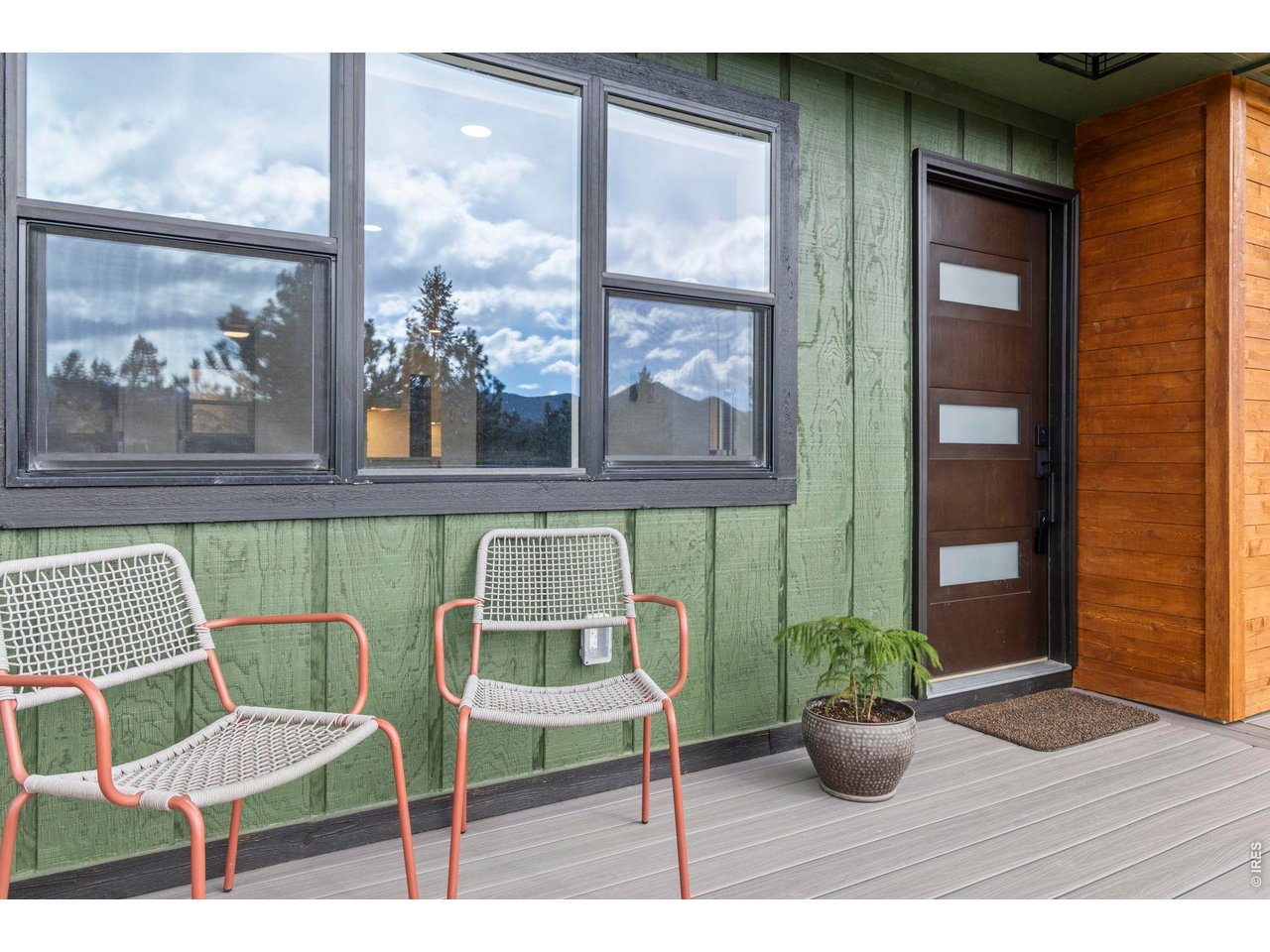 1406 Pika Rd
