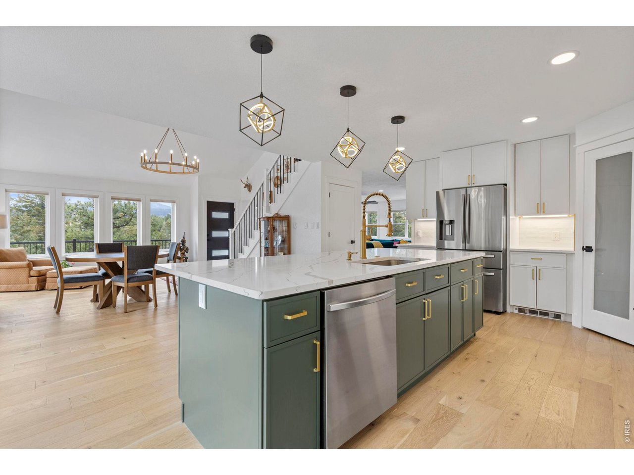 1406 Pika Rd