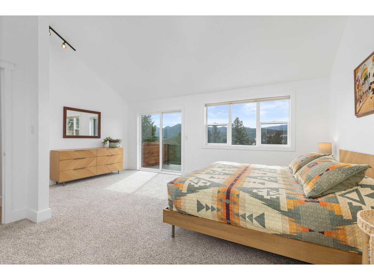 1406 Pika Rd