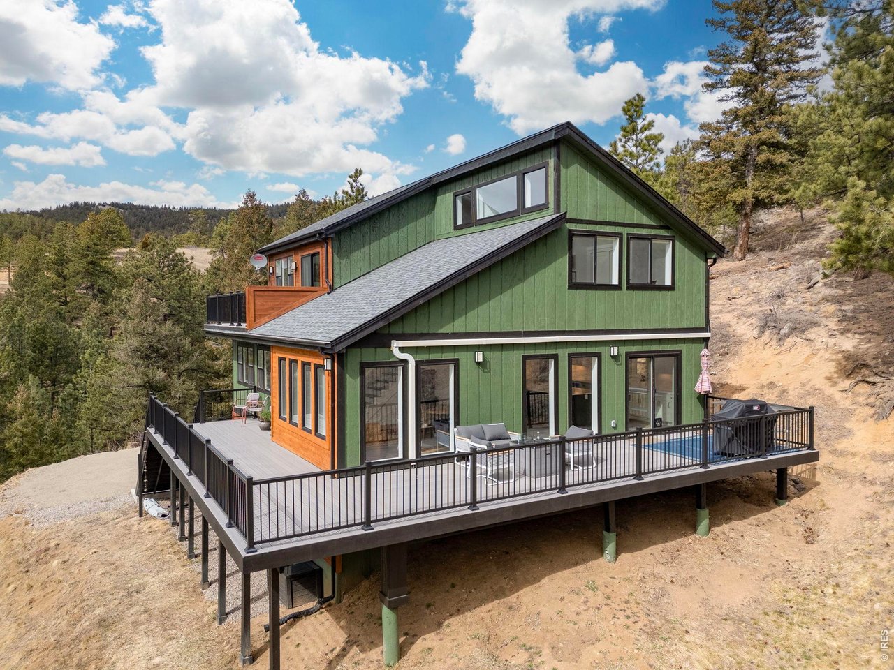 1406 Pika Rd