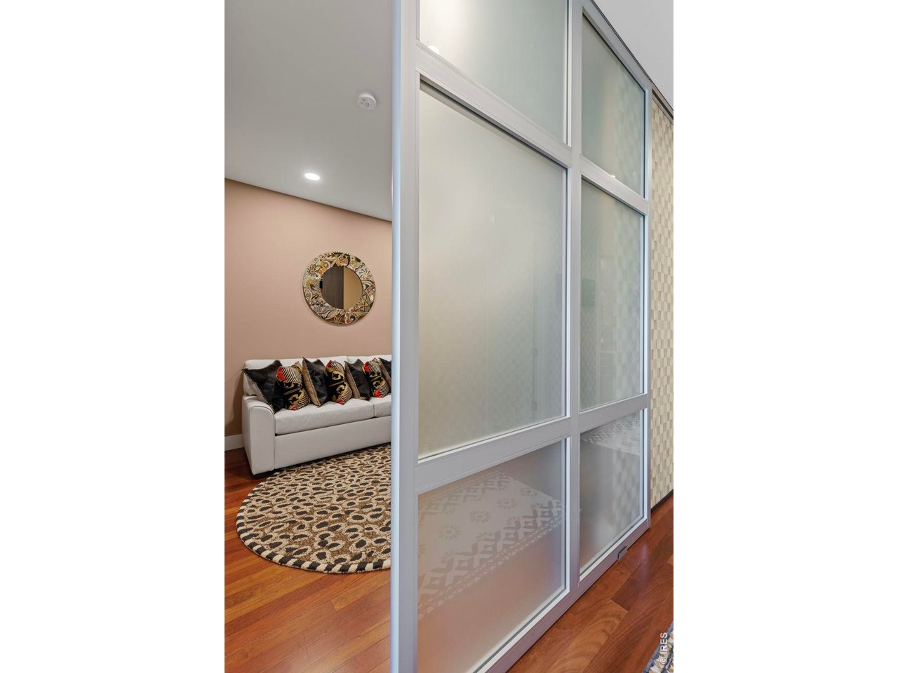 1155 Canyon Blvd 205