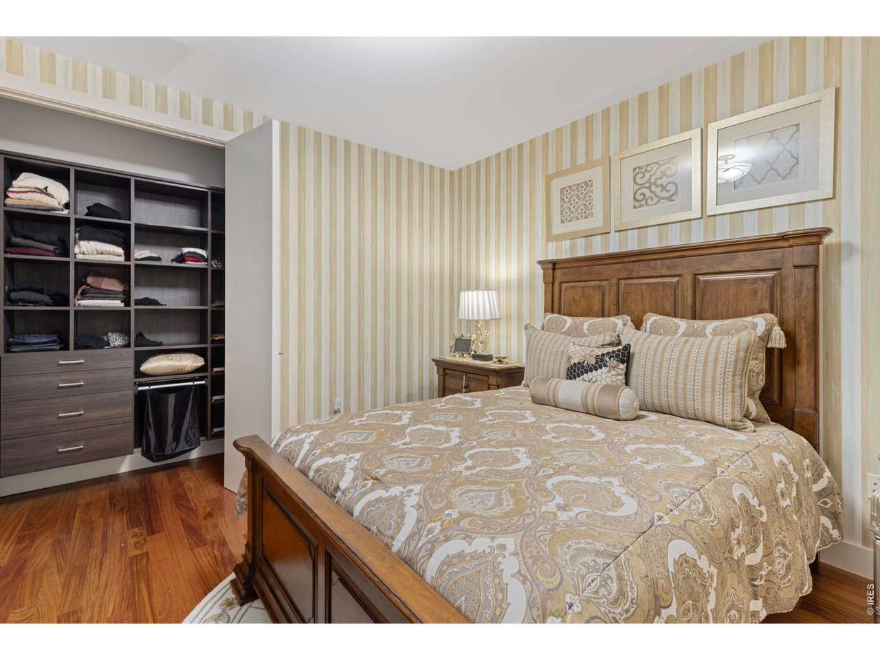 1155 Canyon Blvd 205