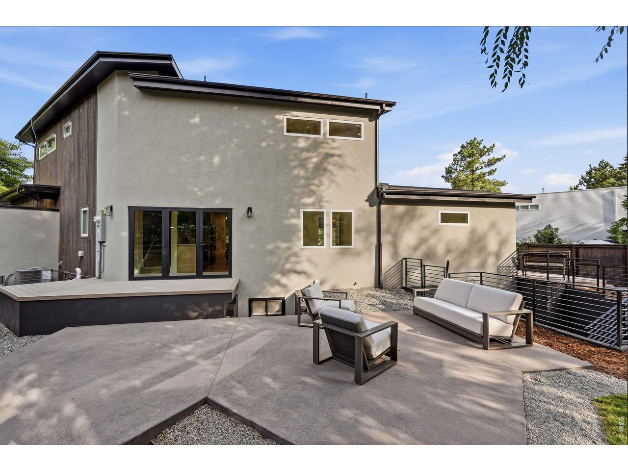 1475 Oak Pl