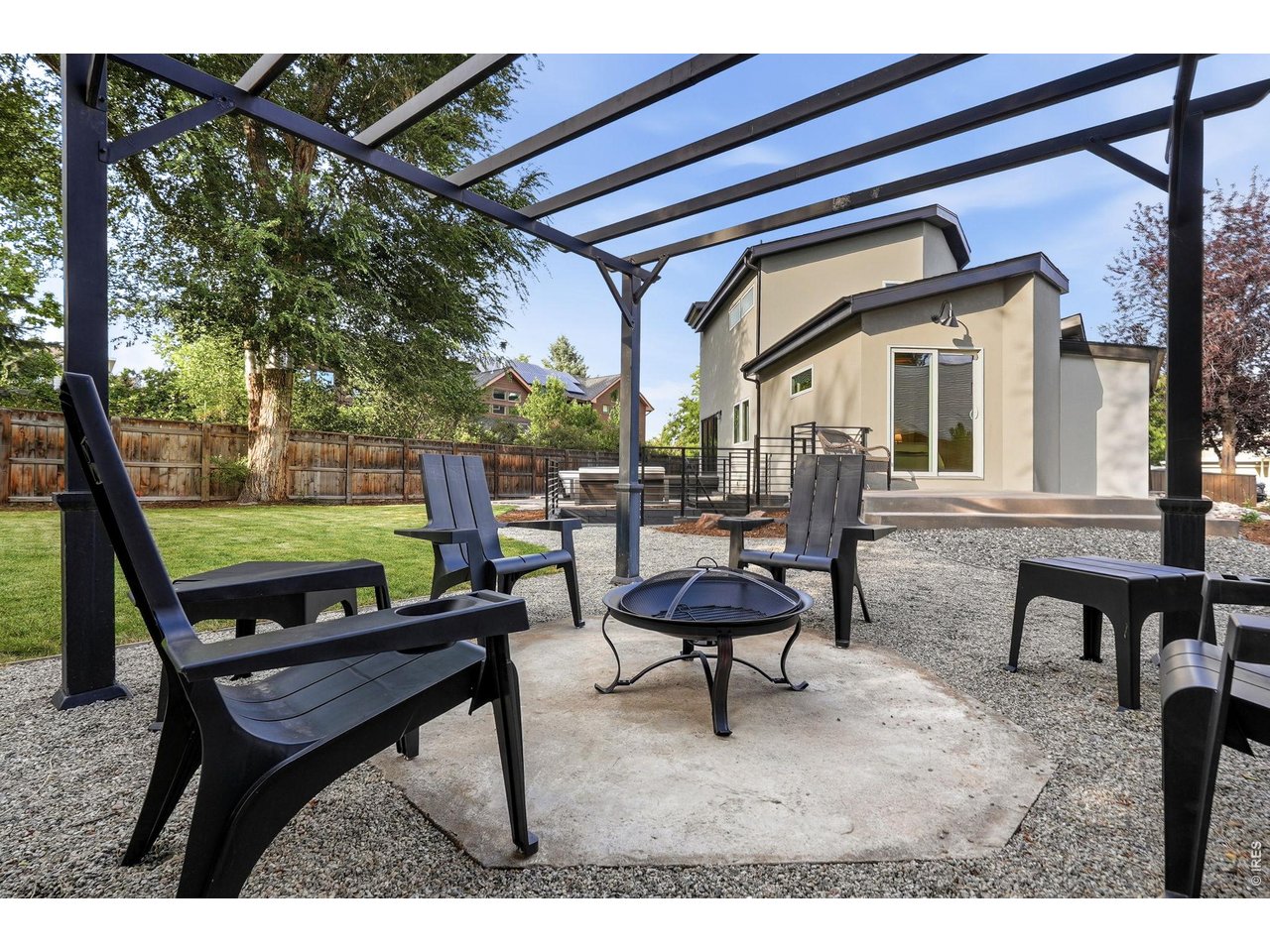 1475 Oak Pl