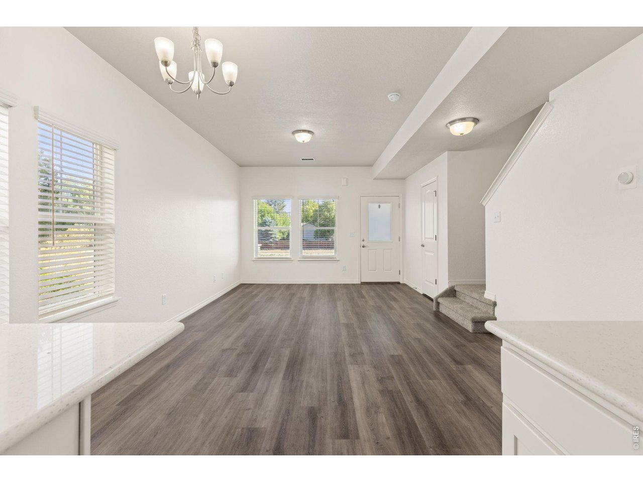 135 S 8th St