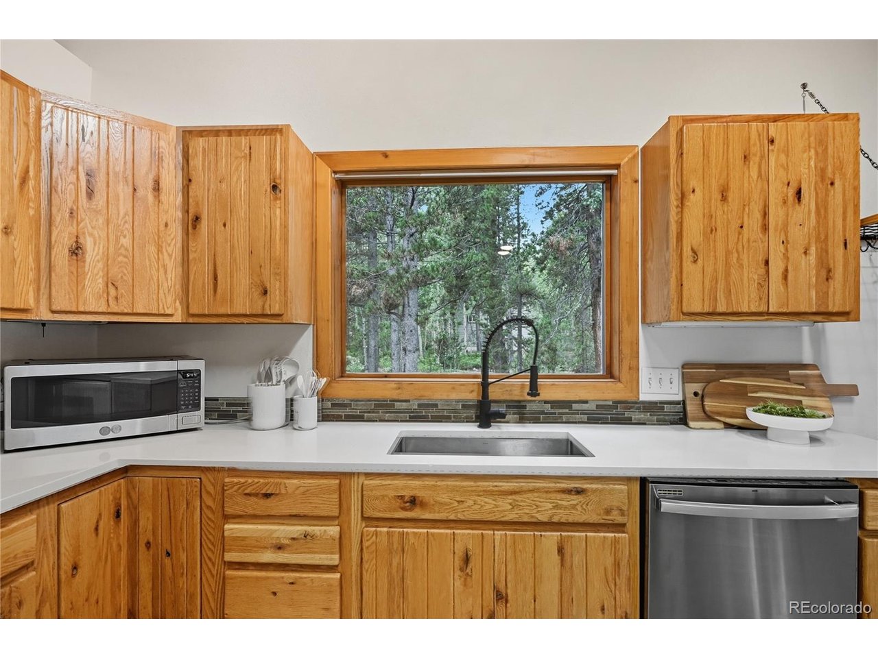 41 Damascus Rd