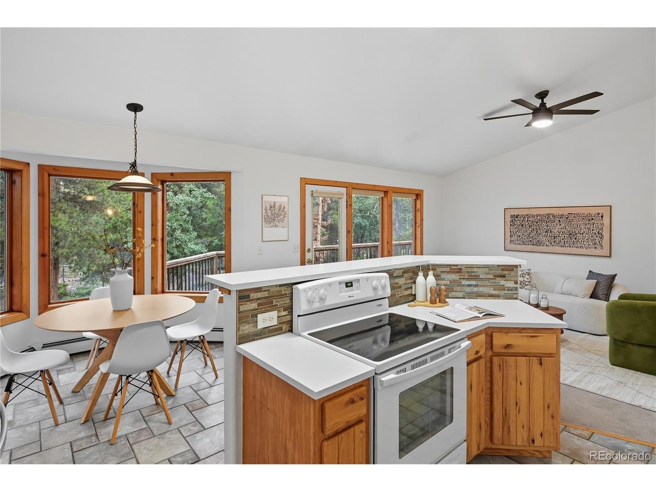 41 Damascus Rd