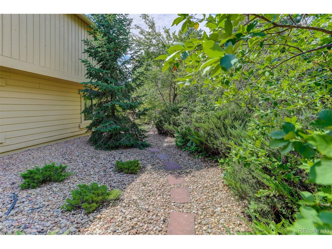 1449 Rockmont Cir