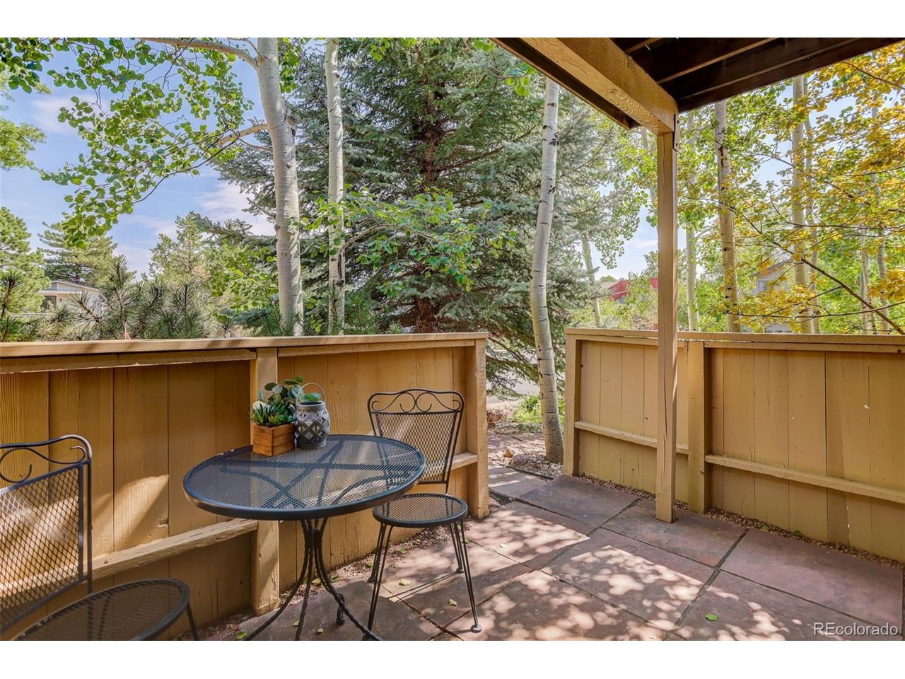 1449 Rockmont Cir