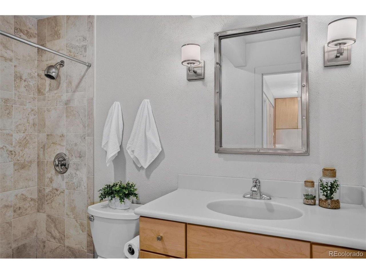 1449 Rockmont Cir