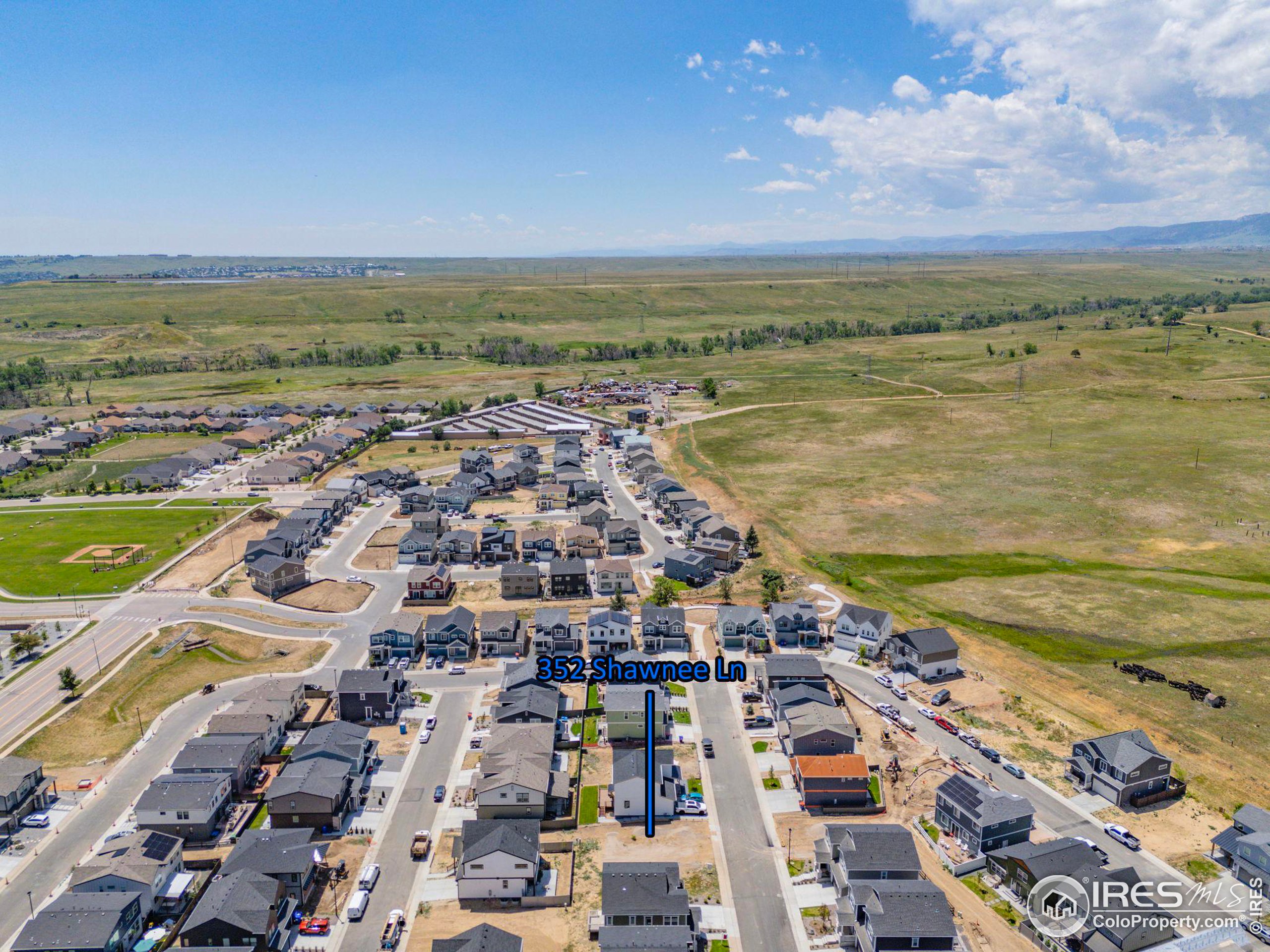 352 Shawnee Ln