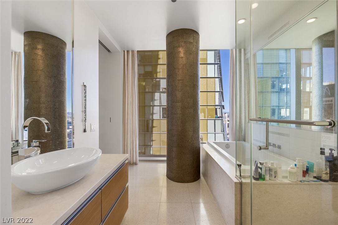 3726 Las Vegas Boulevard 1408
