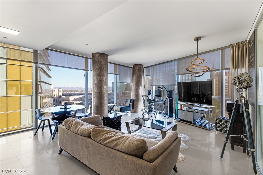 3726 Las Vegas Boulevard 1408