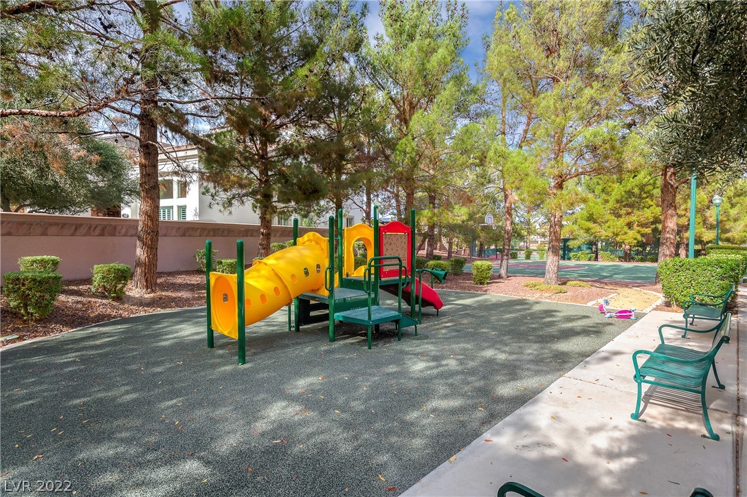 2278 Coral Ridge Avenue