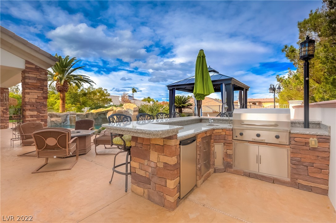 2278 Coral Ridge Avenue