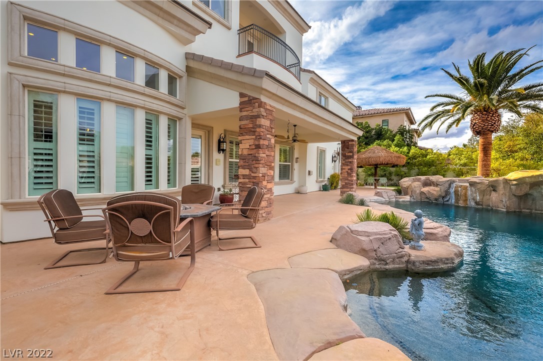 2278 Coral Ridge Avenue