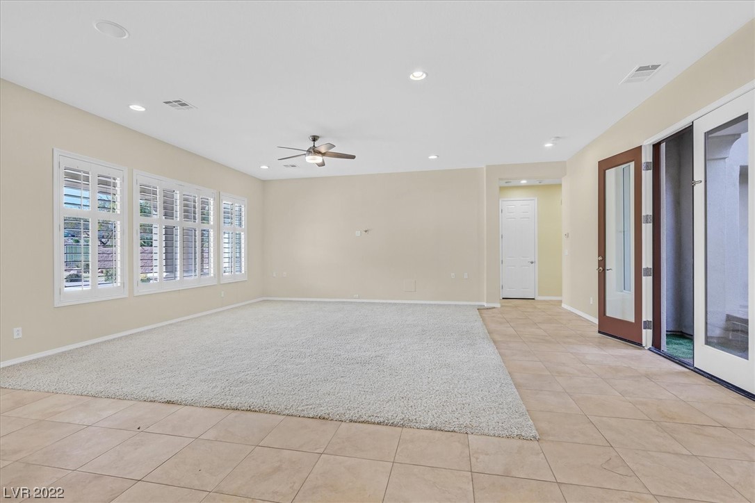 1395 FOOTHILLS VILLAGE