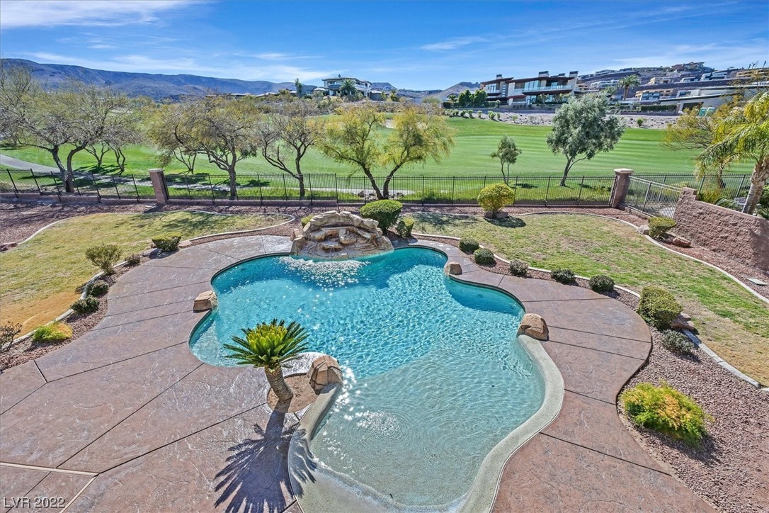 1395 FOOTHILLS VILLAGE