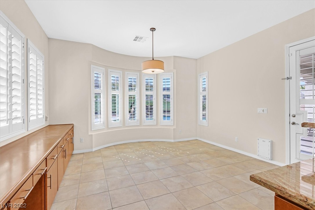 1395 FOOTHILLS VILLAGE